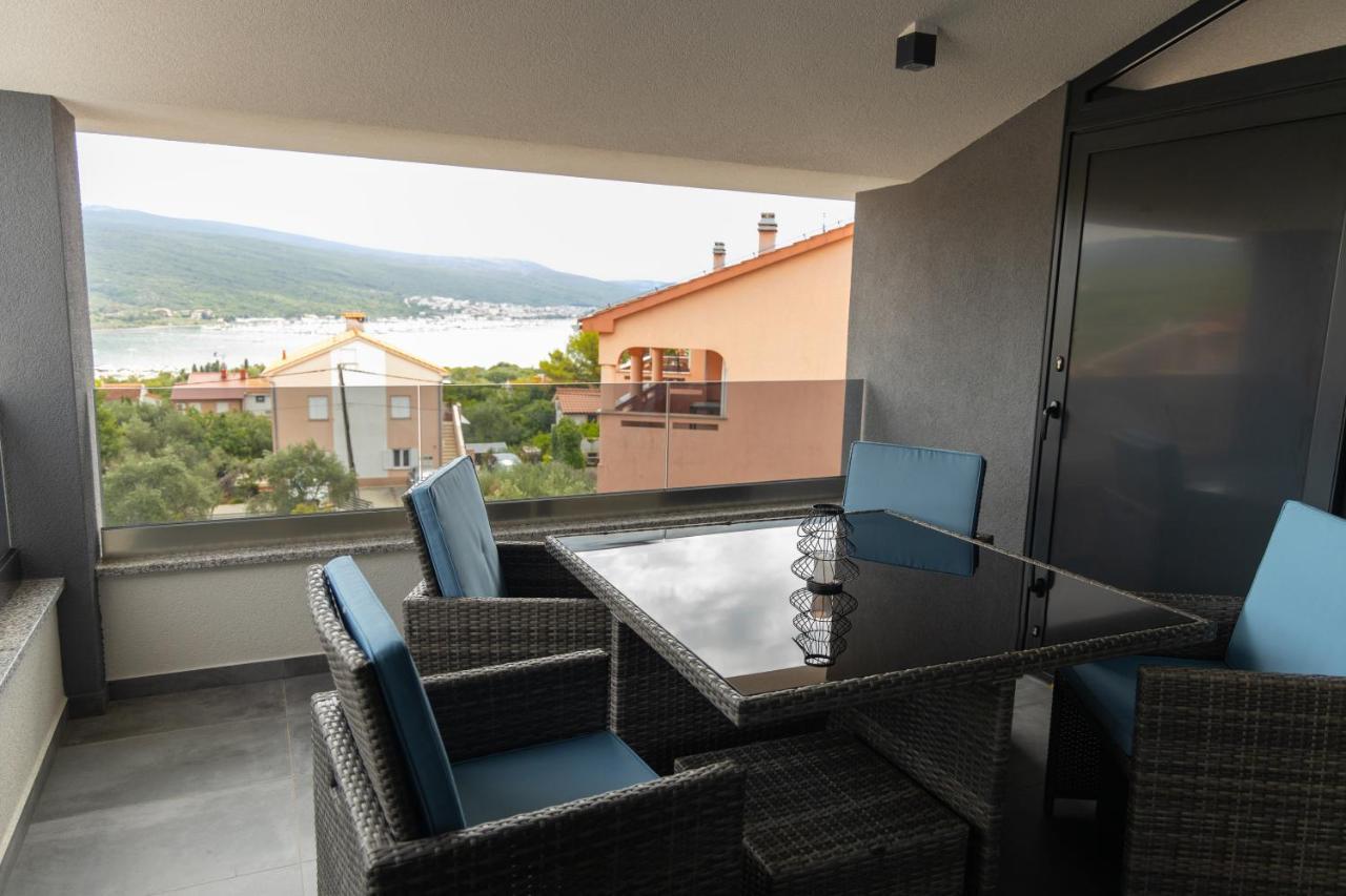 Apartments Pina Kornić Eksteriør bilde